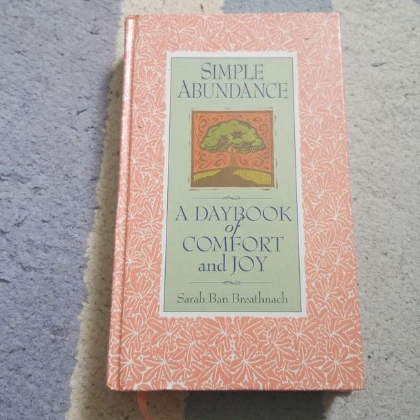 A Daybook of Comfort and Joy