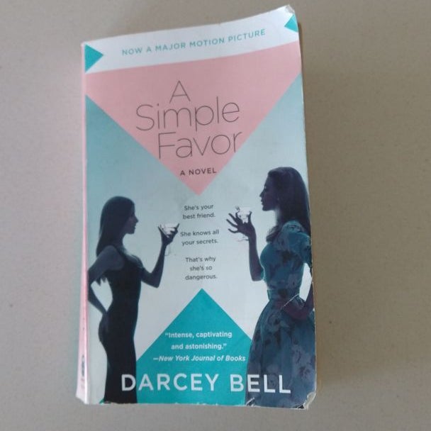 A Simple Favor [Movie Tie-In]