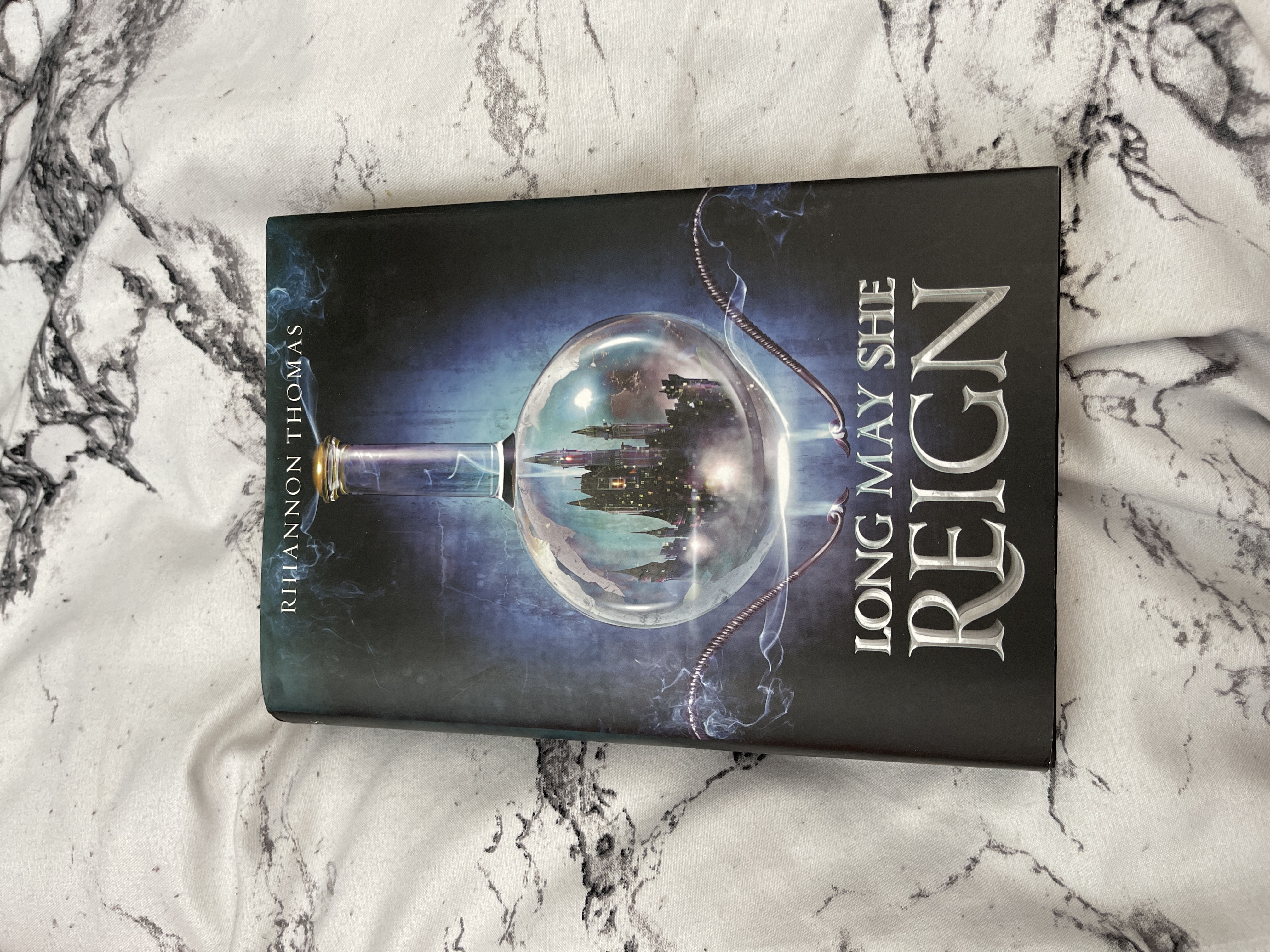 Sale image for 4109ea20-287b-4e19-b271-1512c98fddb4-RWJ2nmeLlUYMZ3vXH2rN4YUnBPZ2