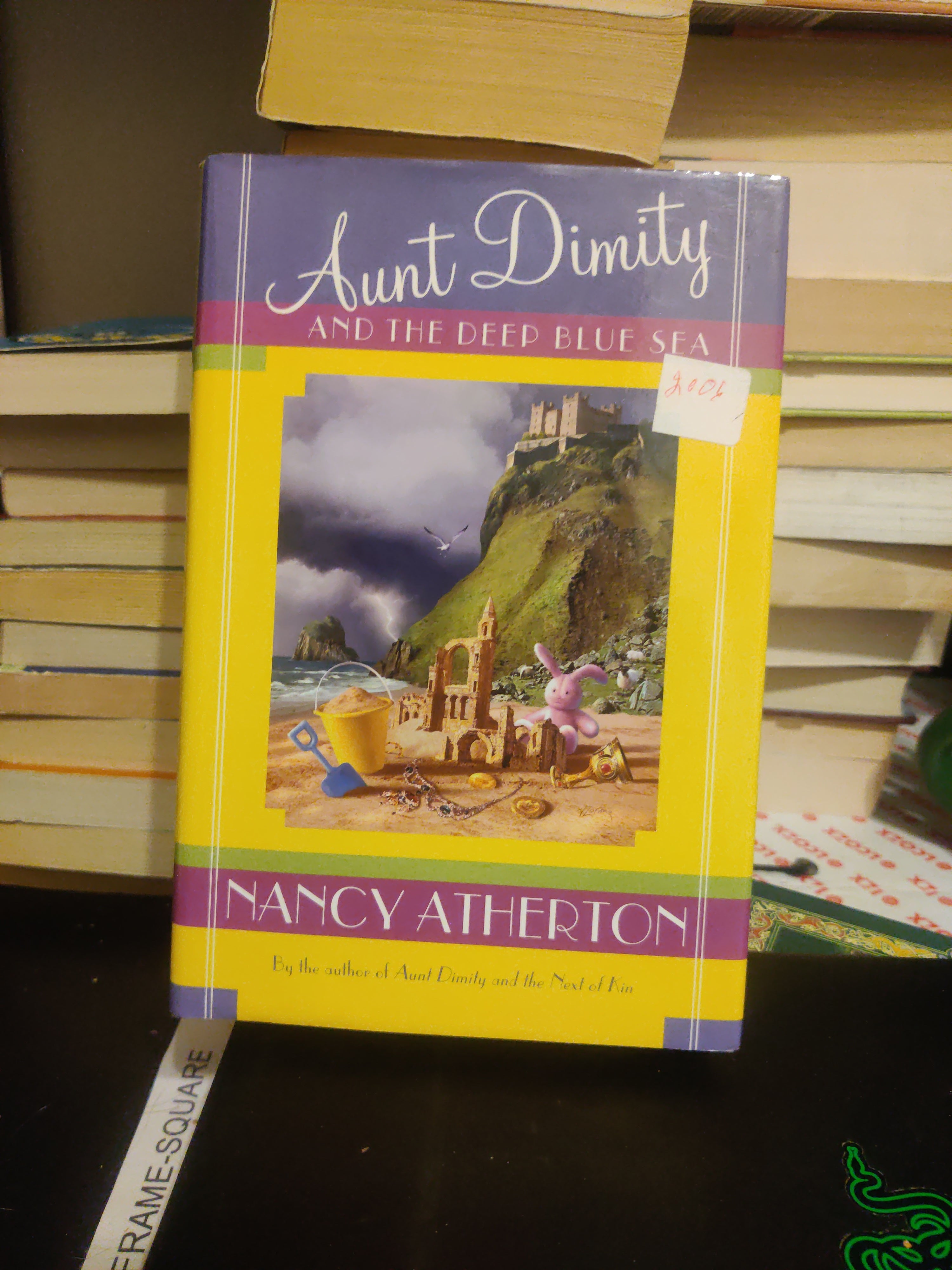 Aunt Dimity and the Deep Blue Sea