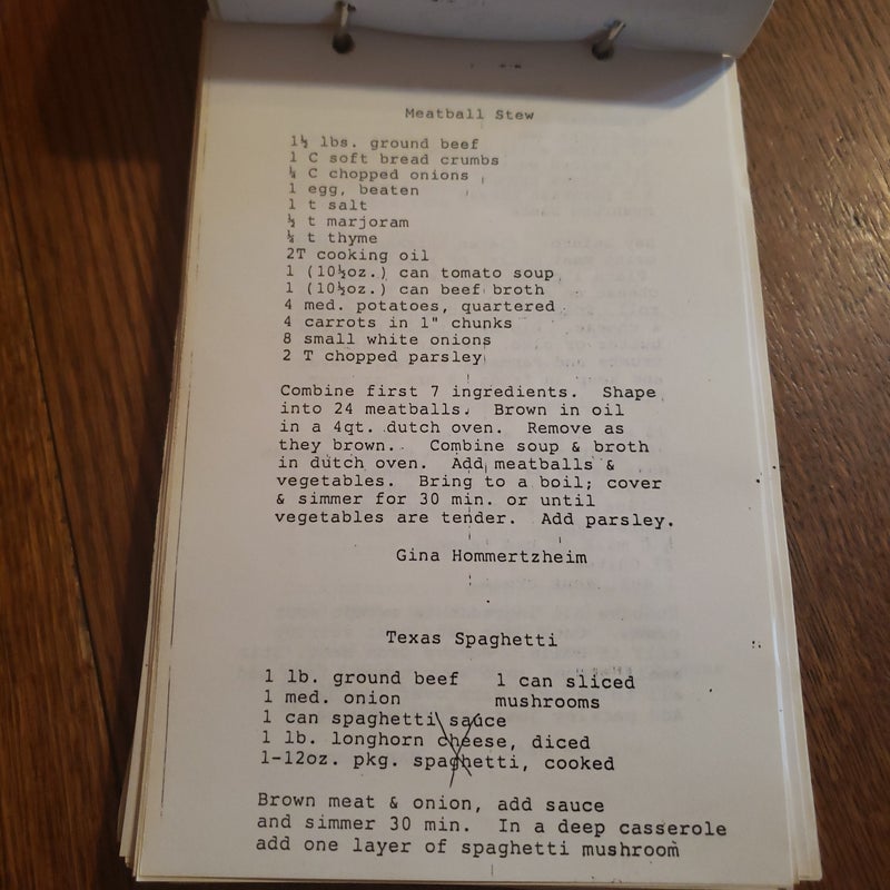 Sacred Heart altar society cookbook 1983