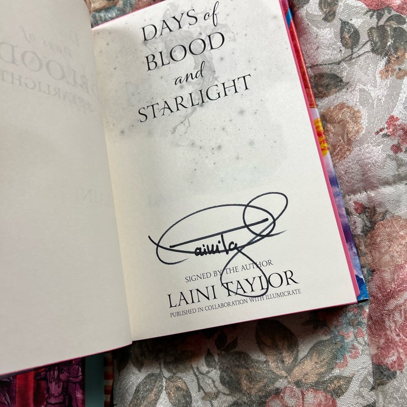 Illumicrate special edition of Daughter of smoke and bone by Laini Taylor