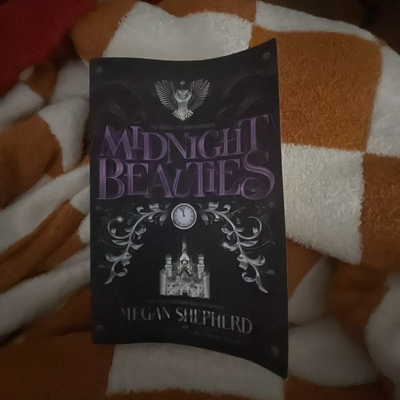 Midnight Beauties (International Edition)