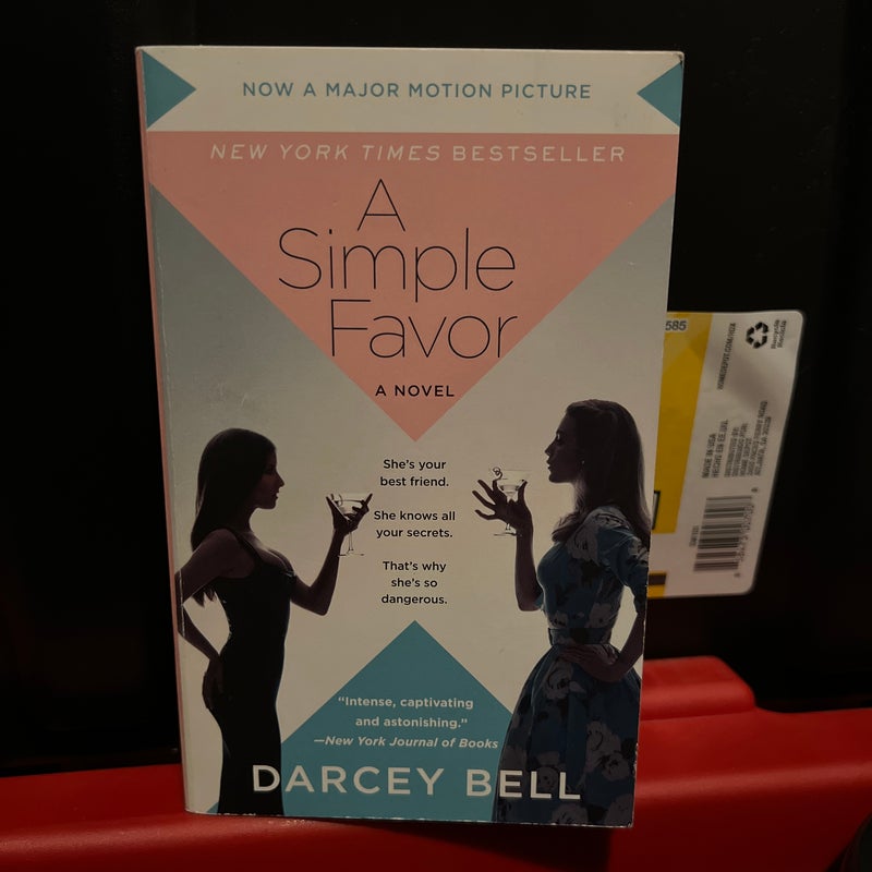 A Simple Favor [Movie Tie-In]