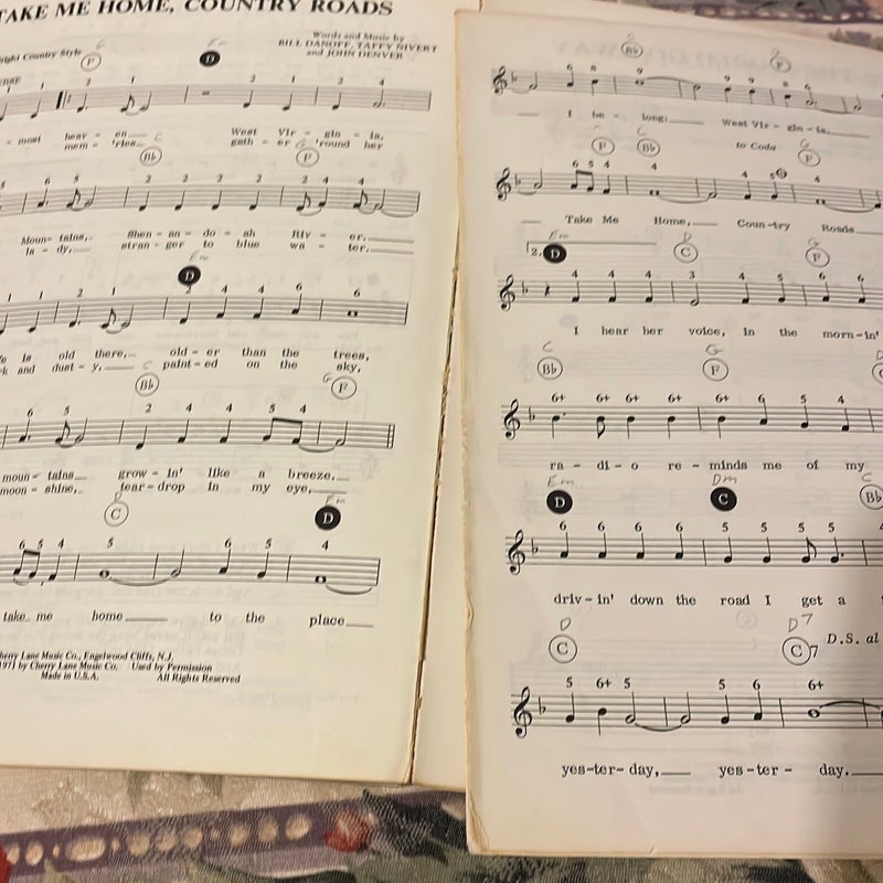 Set of two country music music books for the chord organ