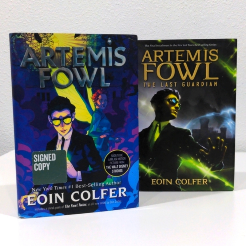 Artemis Fowl (new cover) (Artemis Fowl, 1)