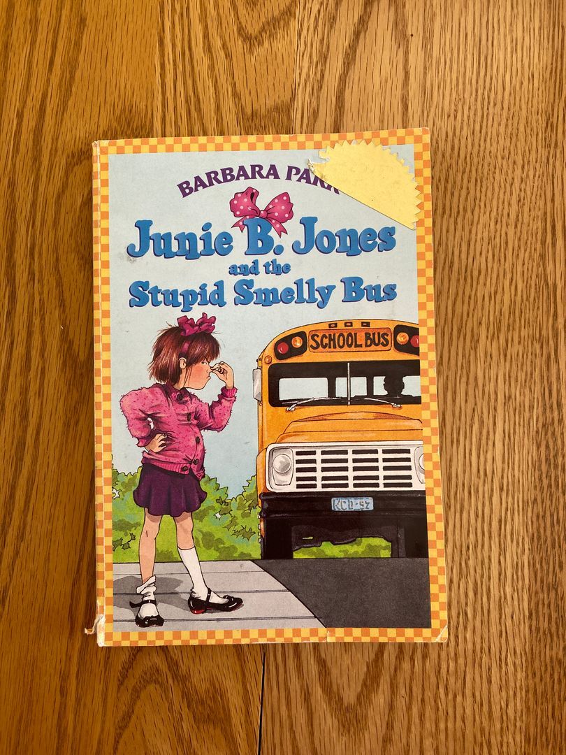 Junie B. Jones #1: Junie B. Jones and the Stupid Smelly Bus