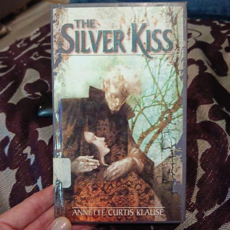 The Silver Kiss