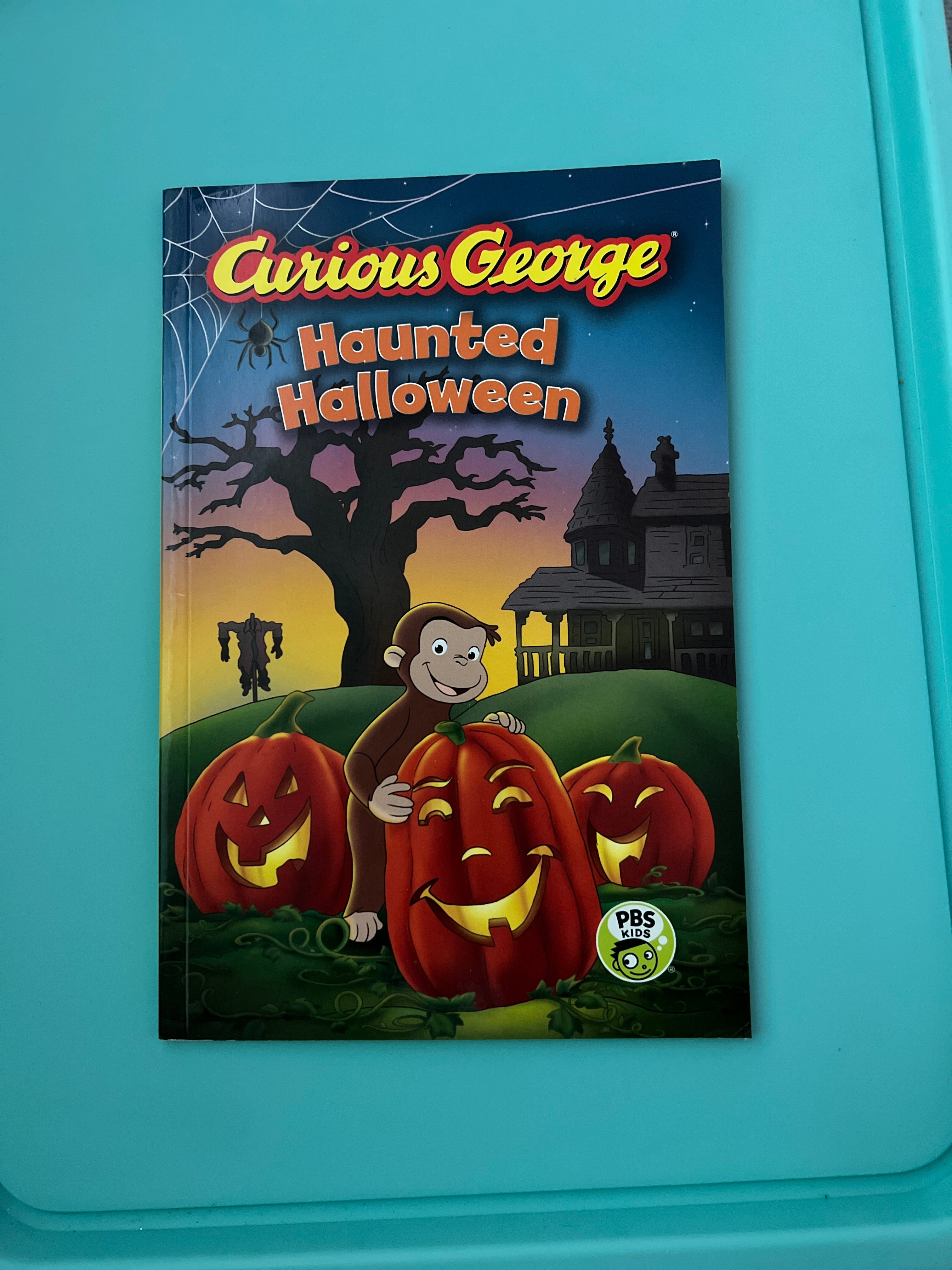 Curious George Haunted Halloween (cgtv Reader)