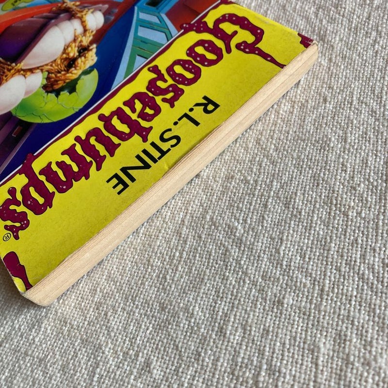 Egg Monster From Mars Goosebumps Original #42 & Trading Card 1996 HTF