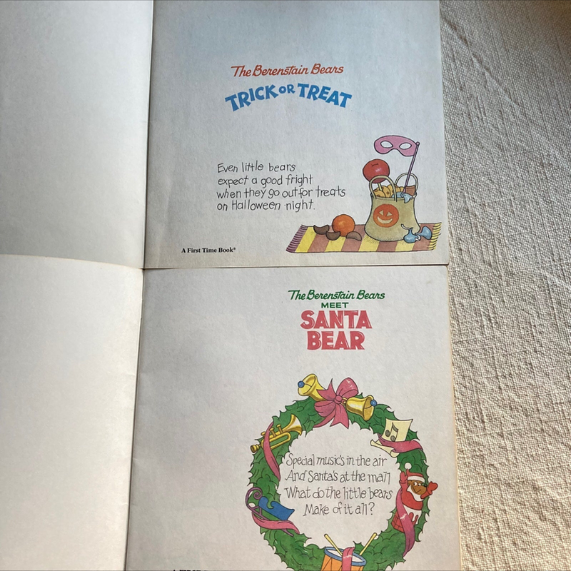 The Berenstain Bears Meet Santa Bear