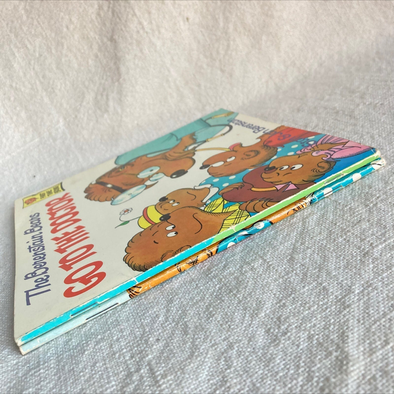 The Berenstain Bears Go to School