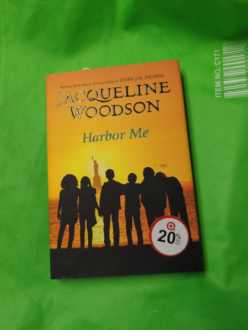 Sale image for 66c2bcbc-c268-4fb9-a8fb-4a5c2ddcb88a-TOawUmbLMkbD0bJfLTx8dloRu4u2