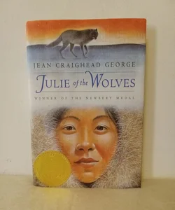 Julie of the Wolves.    (Ex library)
