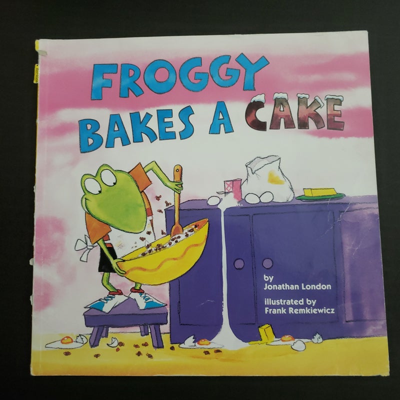 Froggy Bakes a Cake