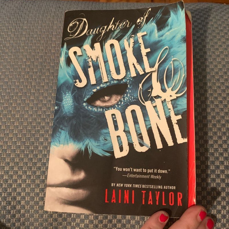 Daughter of Smoke & Bone