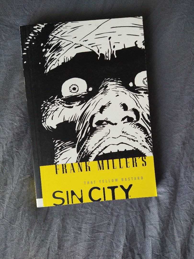 Frank Miller's Sin City Volume 4: That Yellow Bastard 3rd Edition