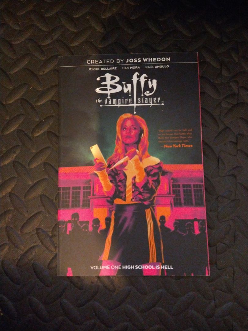 Buffy the Vampire Slayer Vol. 1