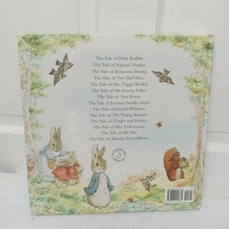 Peter Rabbit's Giant Storybook