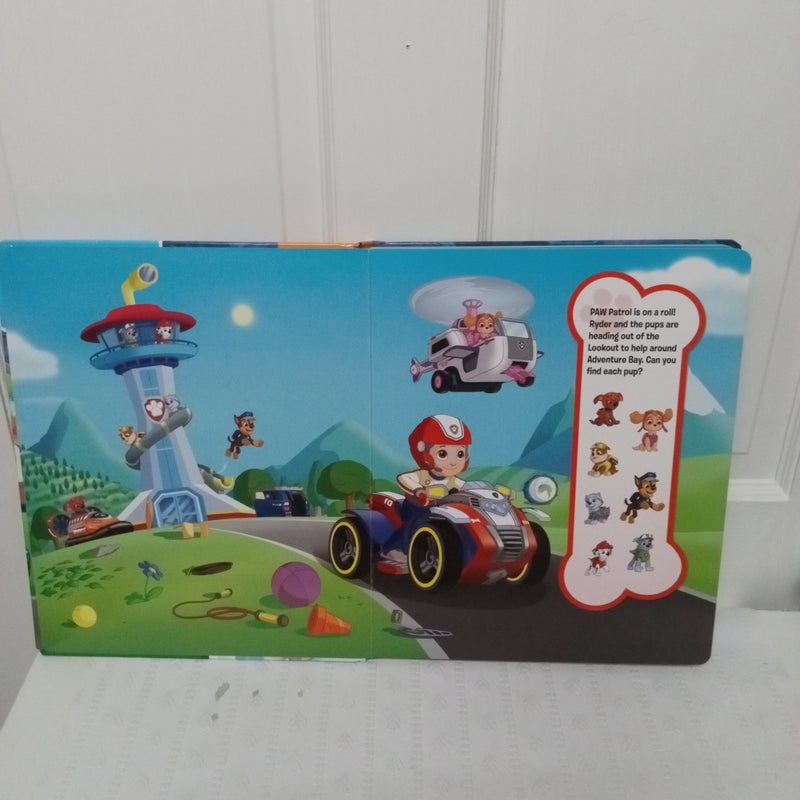 Nickelodeon Paw Patrol: First Look and Find