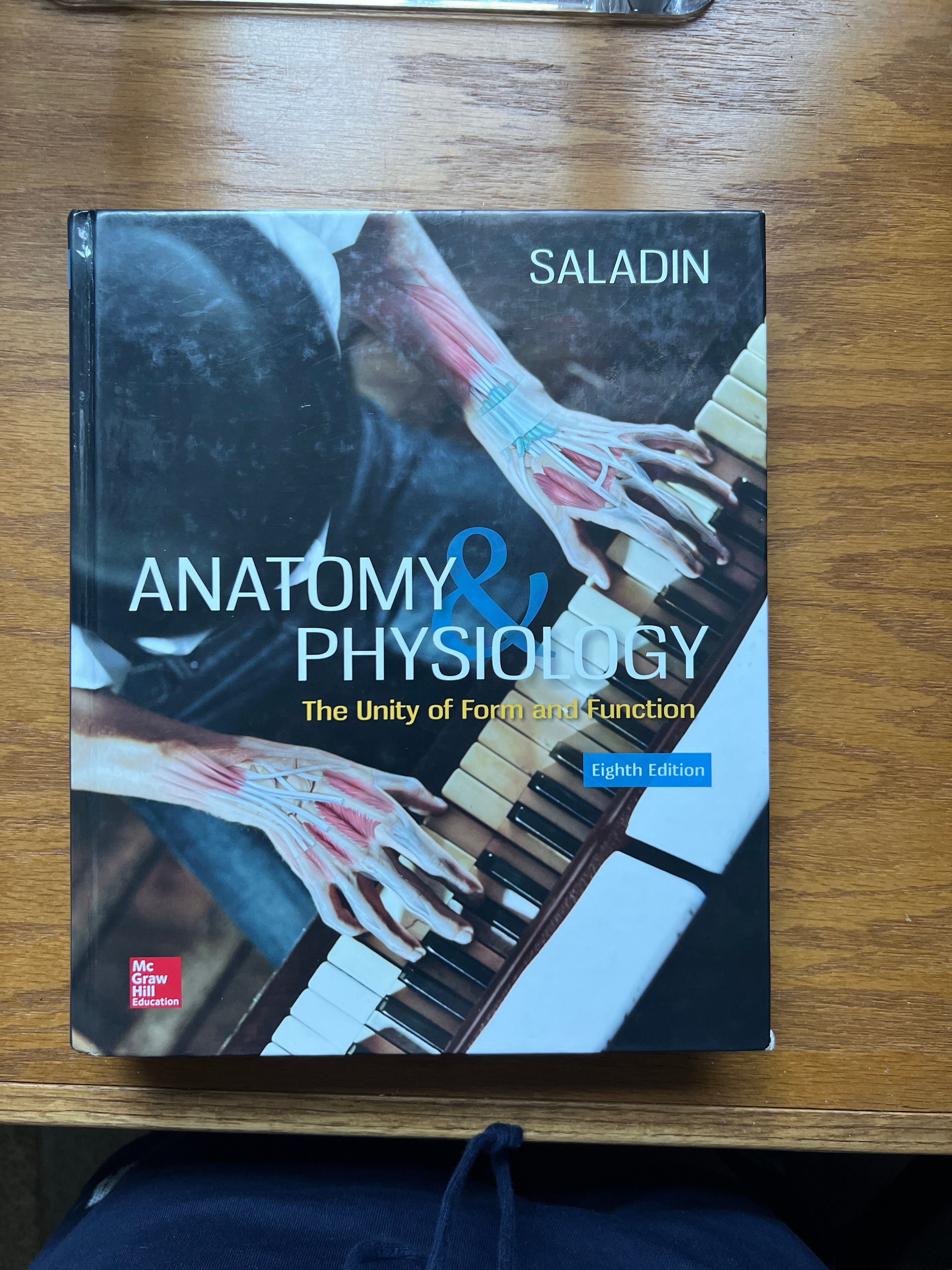 Saladin,　Function　the　and　and　Unity　S.　Hardcover　Physiology:　Anatomy　by　Kenneth　of　Form　Pangobooks