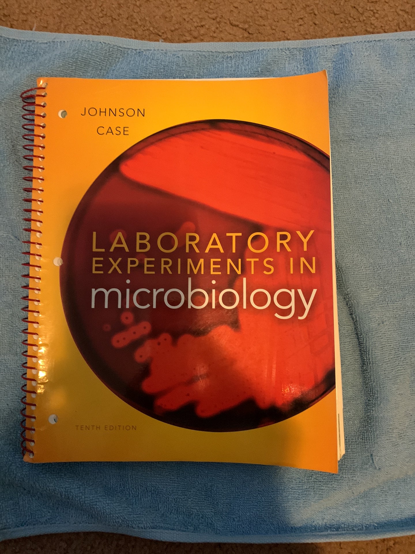 Experiments　Ted　R.　L.　Johnson;　Laboratory　Microbiology　Paperback　by　in　Case,　Christine　Pangobooks