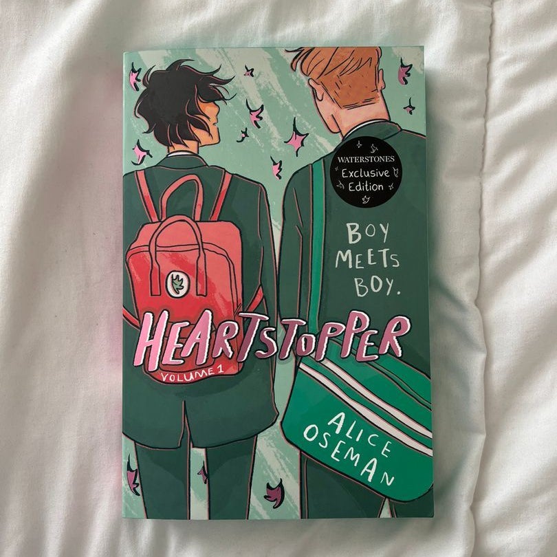 Heartstopper Vol 1 waterstones exclusive by Alice Oseman, Paperback