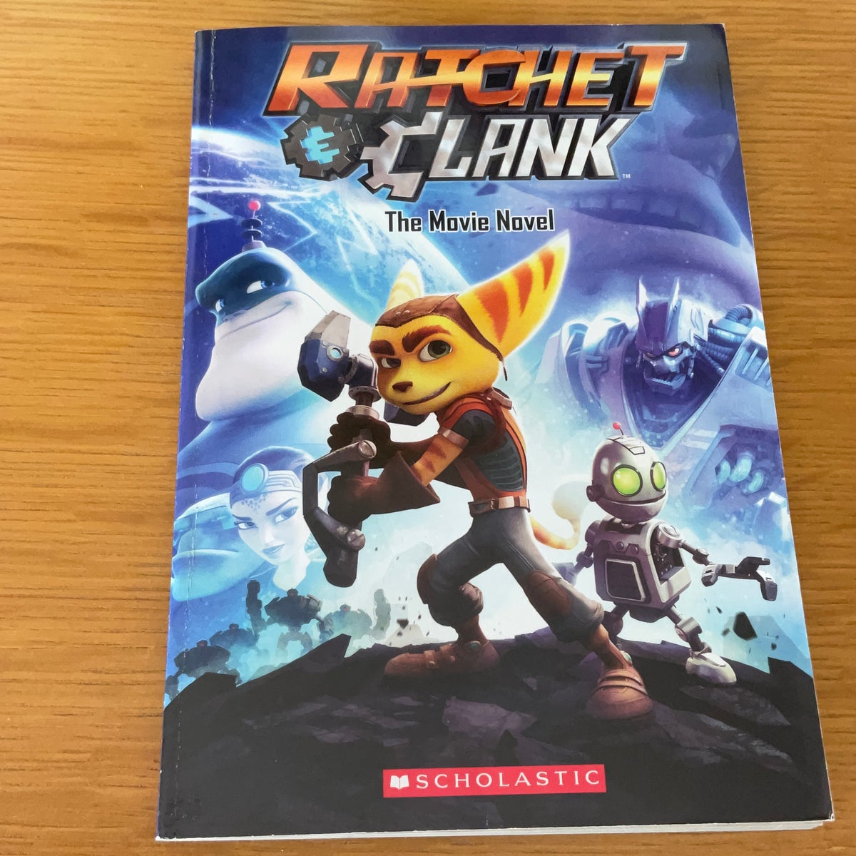 Ratchet and Clank by Kate Howard, Paperback Pangobooks
