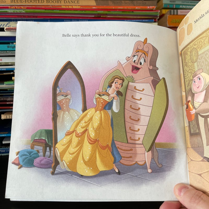A Disney Princess Journey Through History (Disney Princess) by Courtney  Carbone: 9780736439398