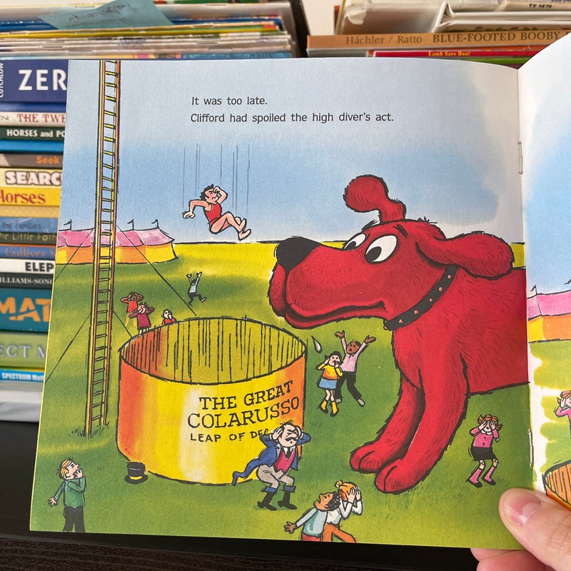 Clifford at the Circus