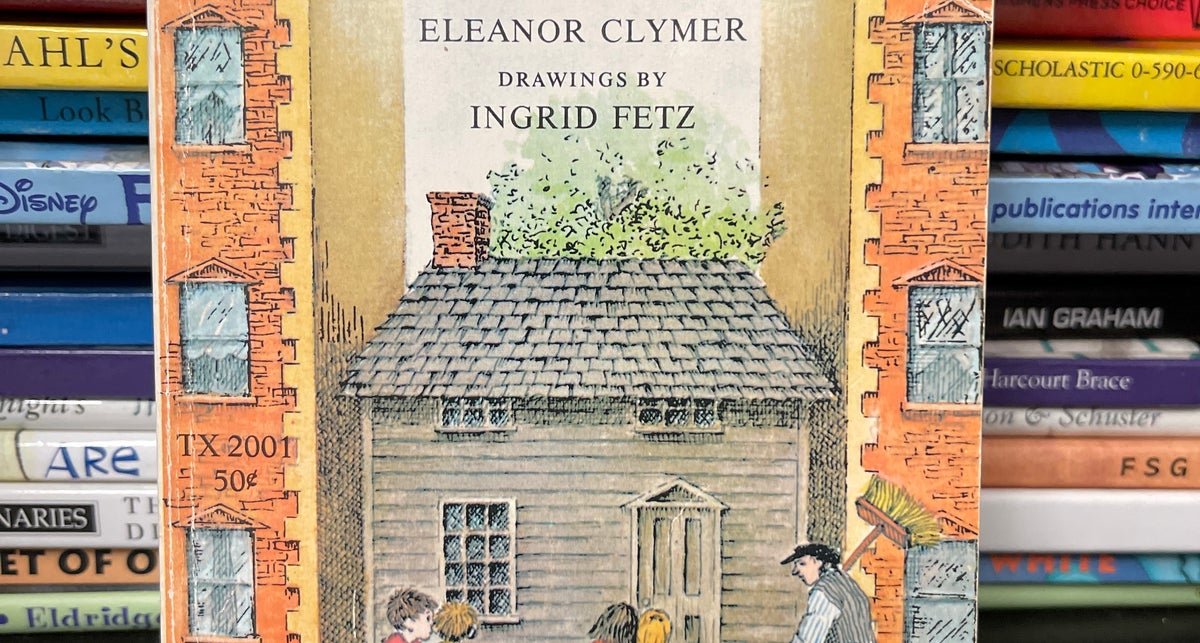 (Vintage) The Tiny shops Little House book by Eleanor Clymer