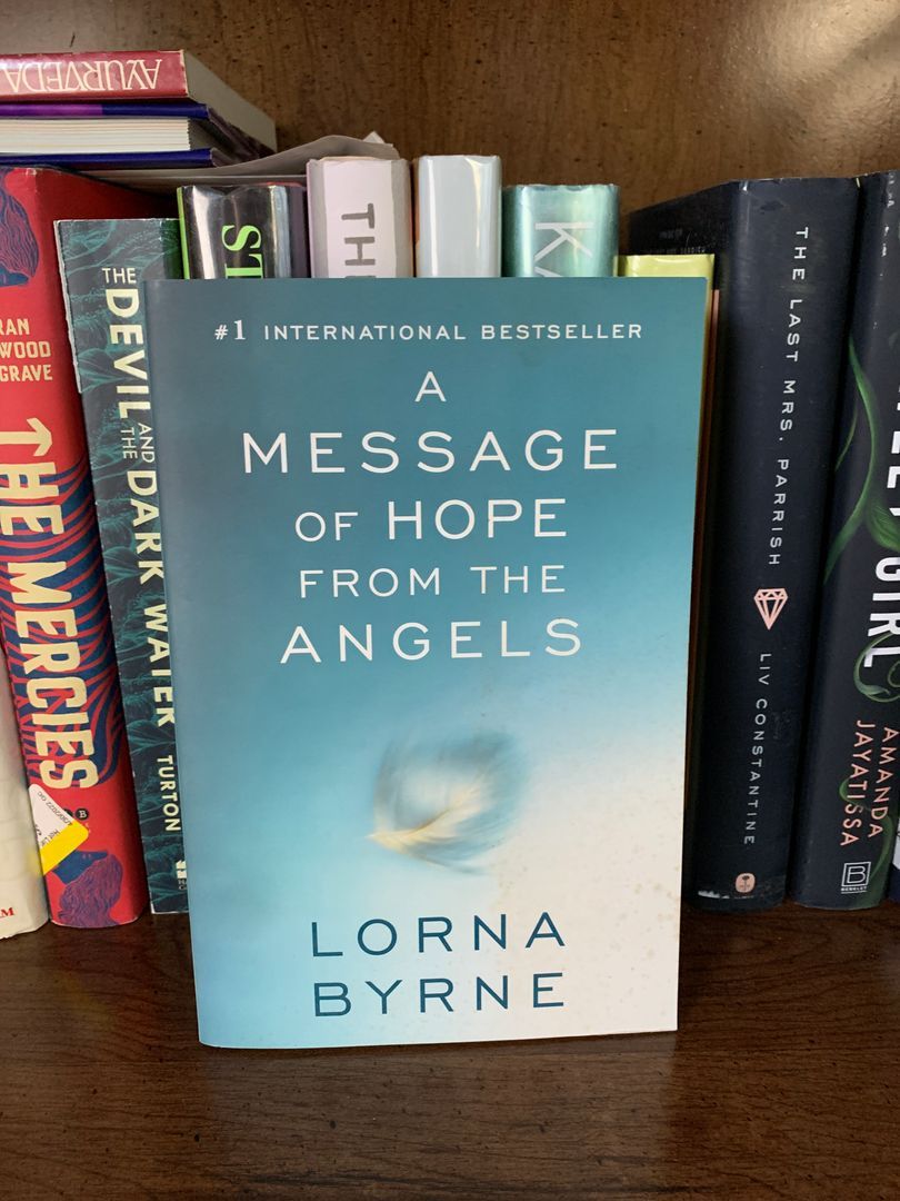 Penguin Hardback Classics In Fiction & Literature Books Stairways To Heaven Book By Lorna Byrne Post-Modernism Fiction Fiction & Books - Foto 4