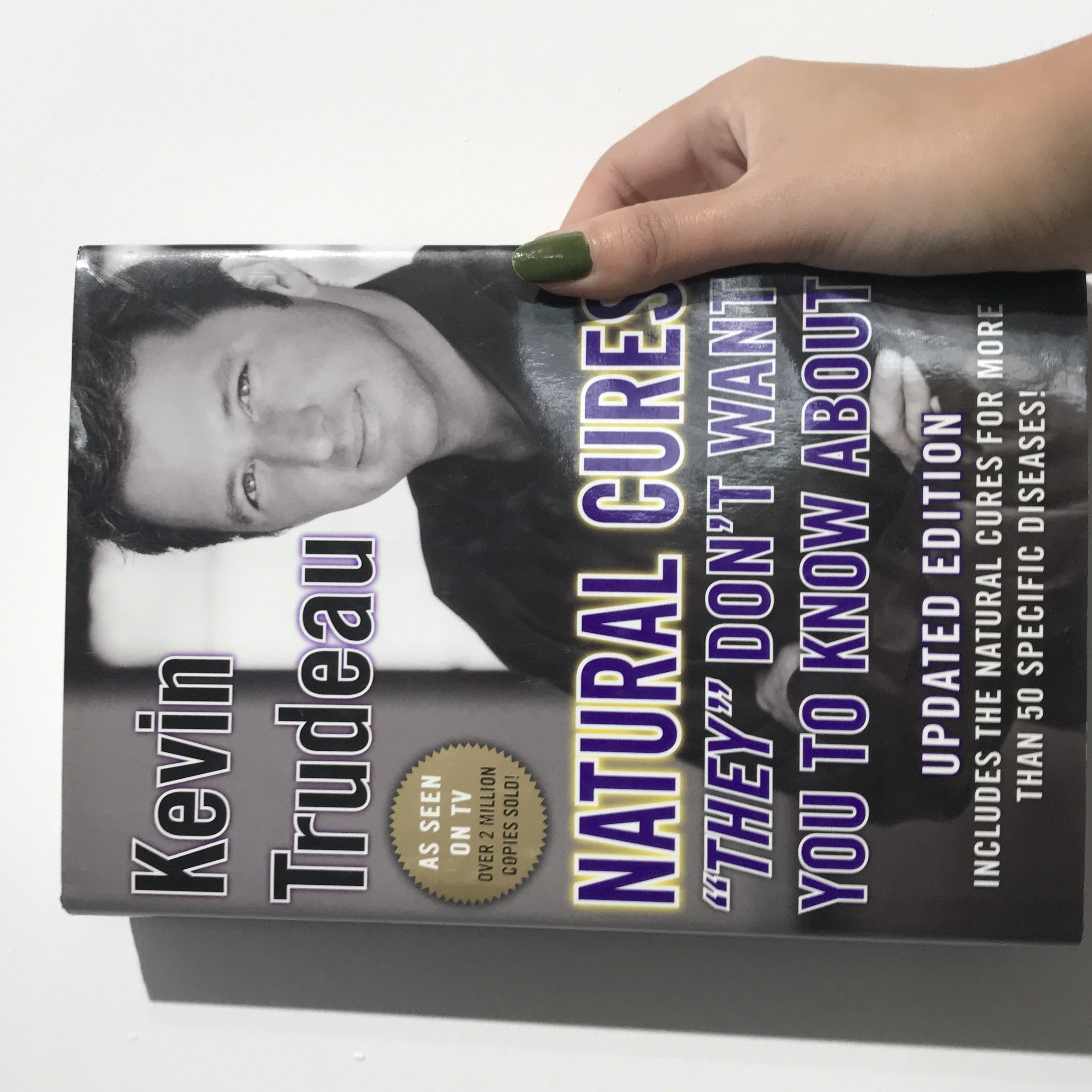 Sale image for 6048dd4a-42fb-4b74-852a-365fd883bb0b-XQhxRYqhKpaitw2xRNm7jA3XeBp1