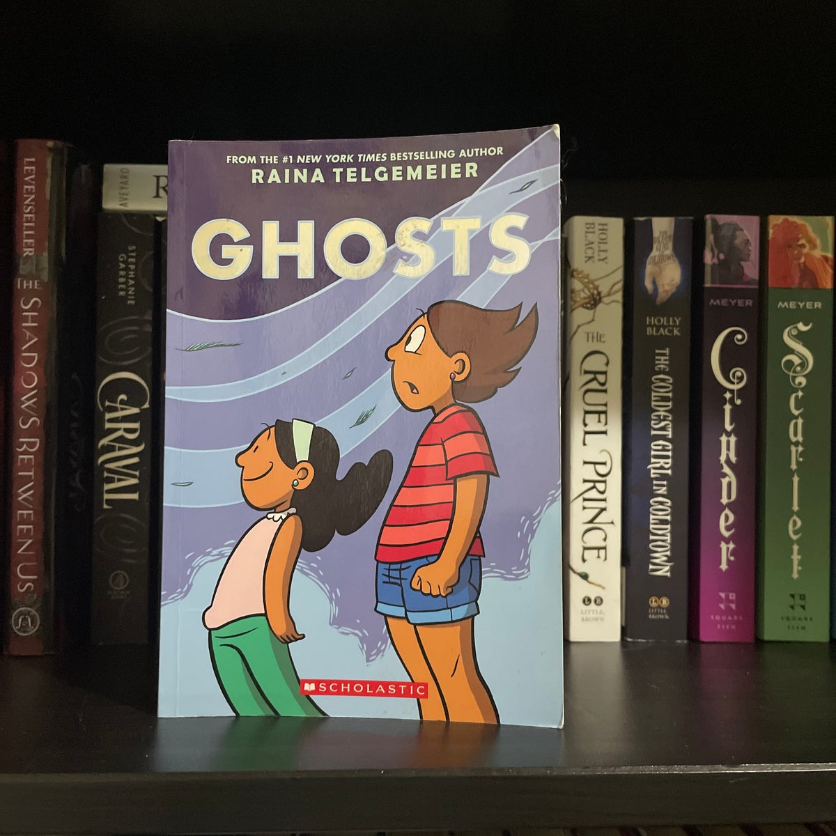 Ghost by Raina Telgemeier, Paperback Pangobooks