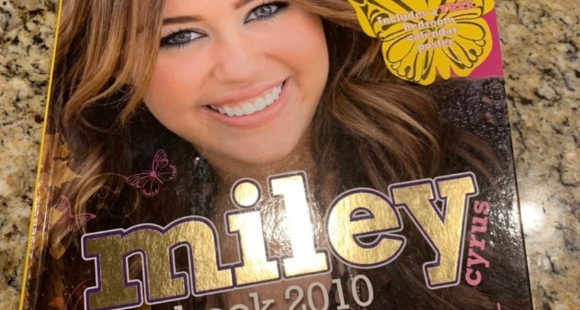Miley Cyrus Yearbook 2010 by Posy Edwards, Hardcover | Pangobooks