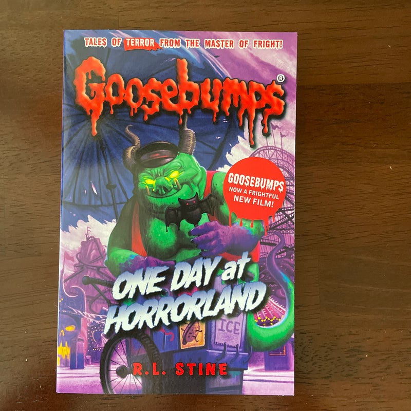 One Day at Horrorland by R. L. Stine