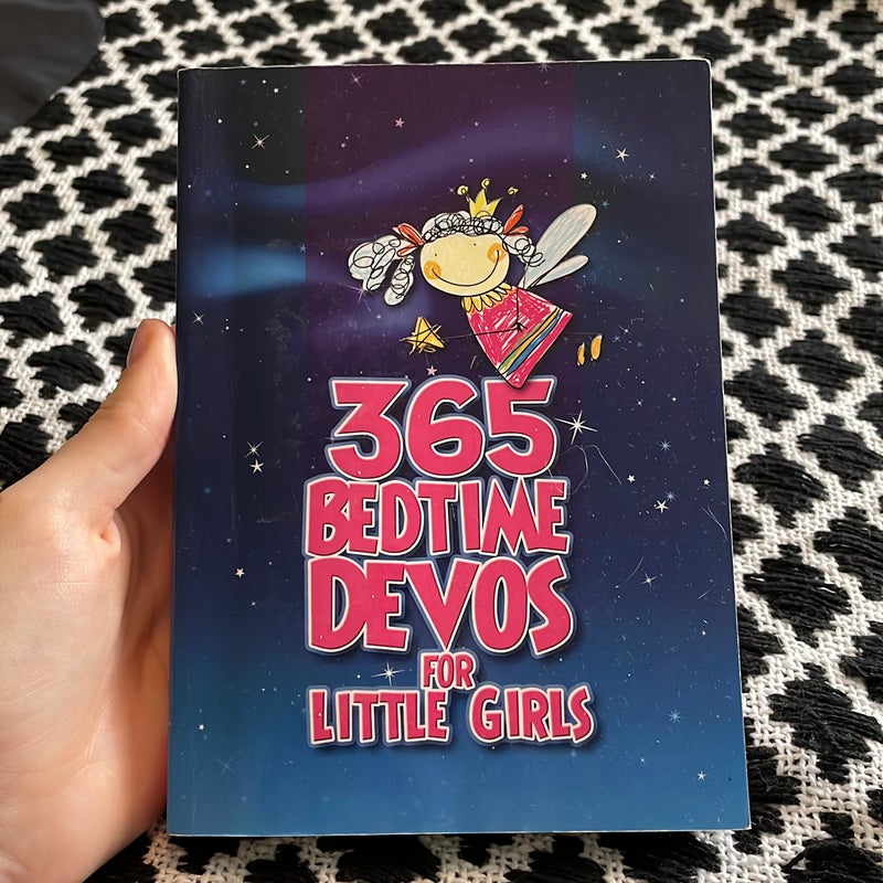 365 Bedtime Devos for Little Girls