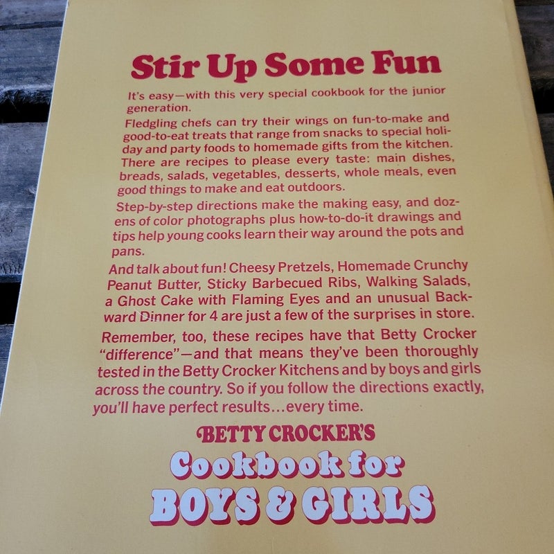 Vintage Betty Crocker's Cookbook for Boys and Girls 