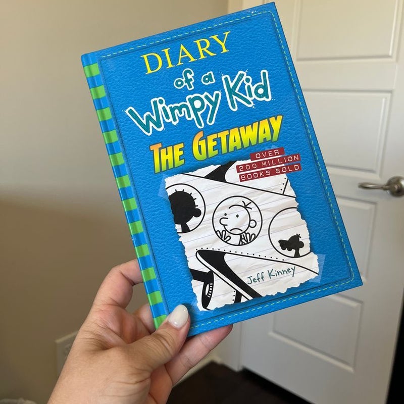 The Getaway (Diary of a Wimpy Kid Book 12)