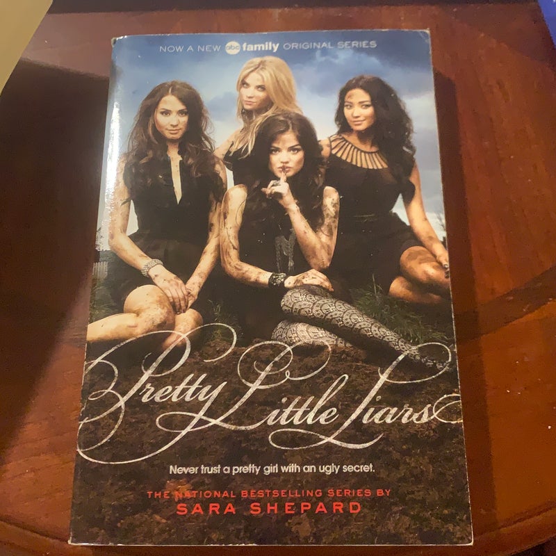Pretty Little Liars (Pretty Little Liars #1)