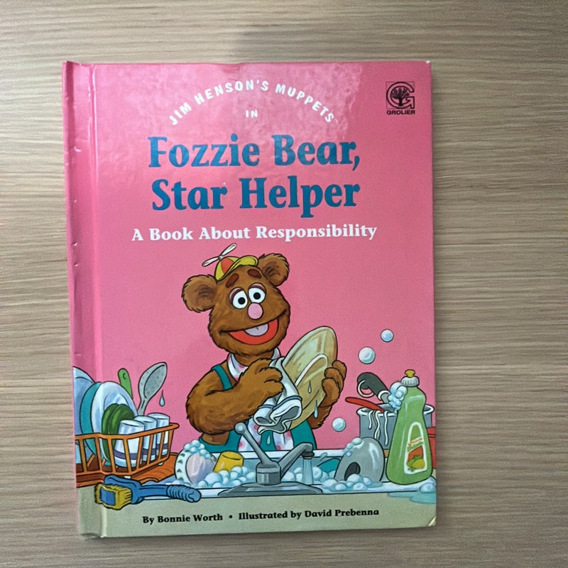 Jim Henson's Muppets in Fozzie Bear, Star Helper