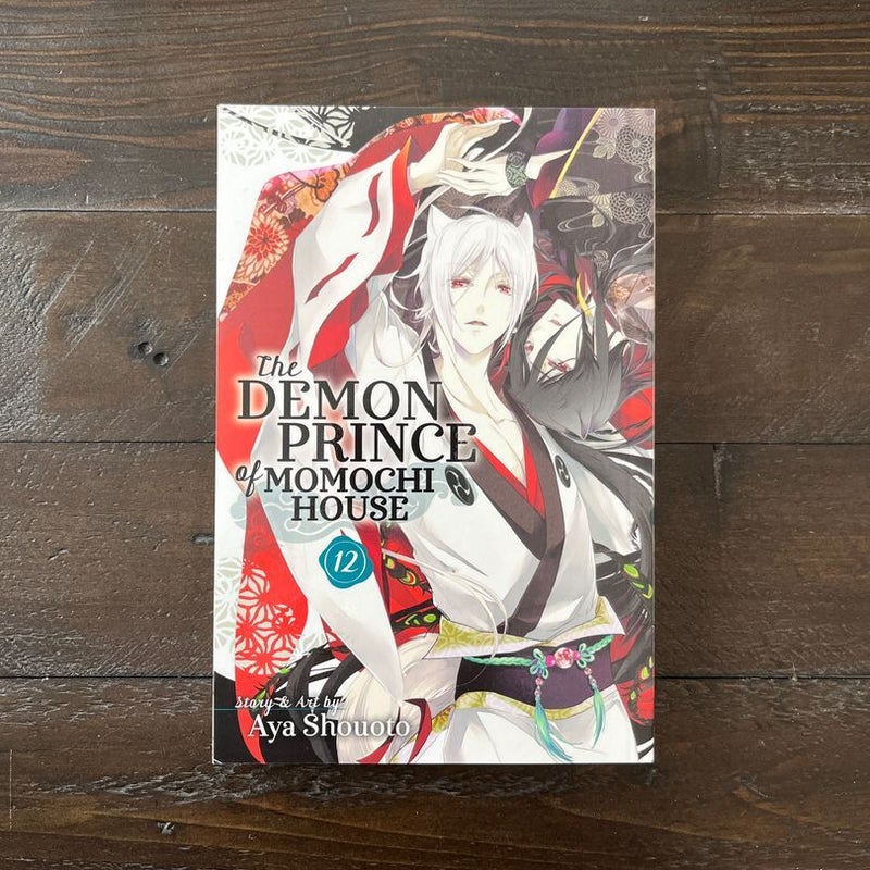 The Demon Prince of Momochi House, Vol. 12