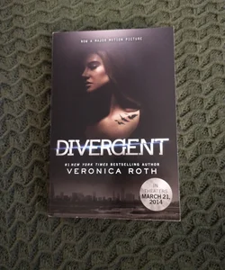 Divergent Movie Tie-in Edition (Divergent Series)