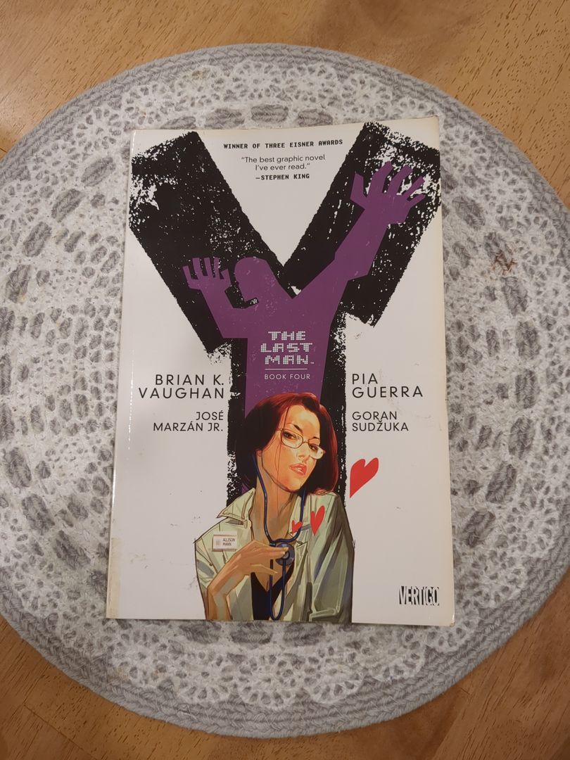 Y: the Last Man Book Four