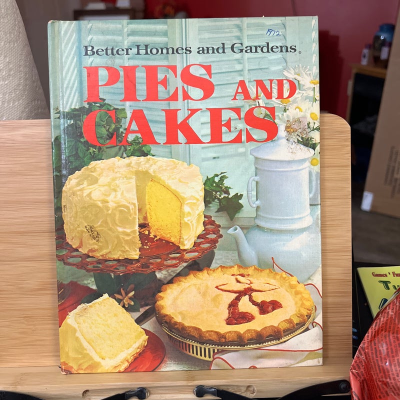 Vintage Pies and Cakes 