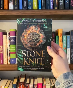 The Stone Knife (the Songs of the Drowned, Book 1)