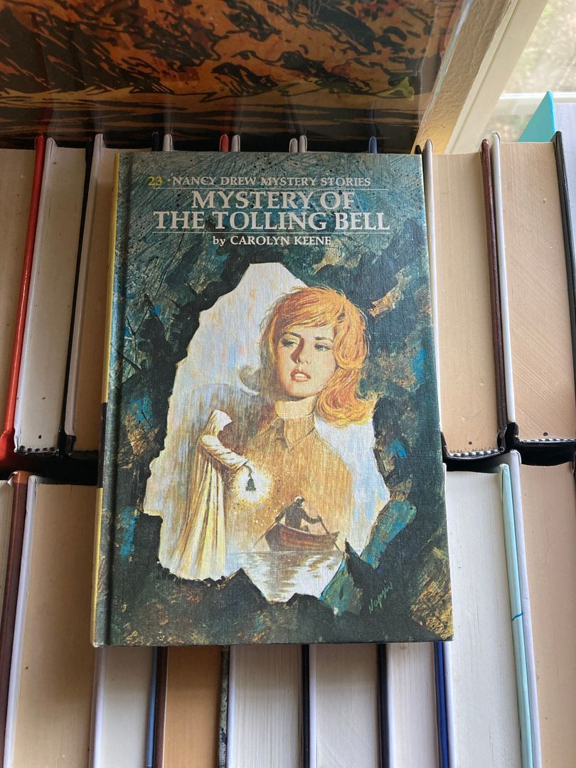 Nancy Drew 23: Mystery of the Tolling Bell