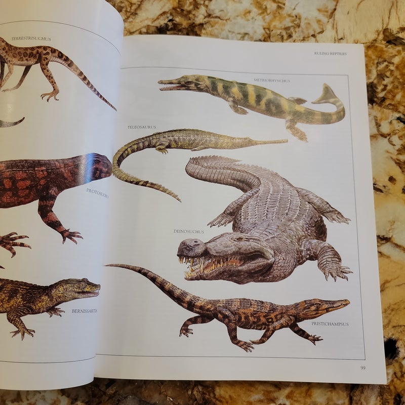 The Macmillan Illustrated Encyclopedia of Dinosaurs and Prehistoric Animals