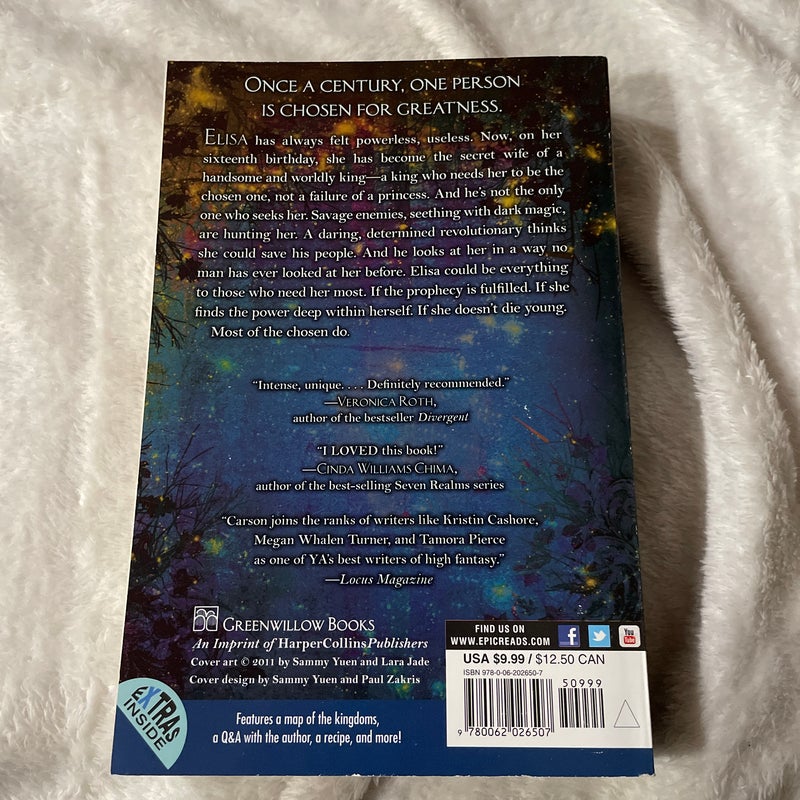 The Girl of Fire and Thorns by Rae Carson, Paperback Pangobooks