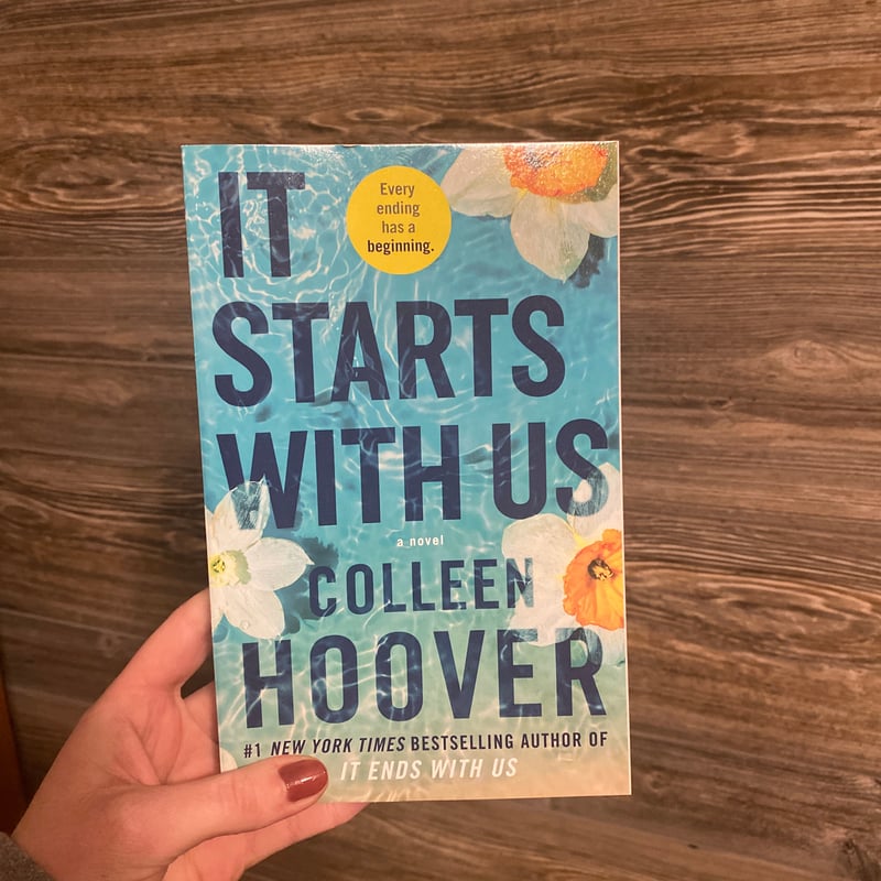 It Starts with Us by Colleen Hoover, Paperback Pangobooks